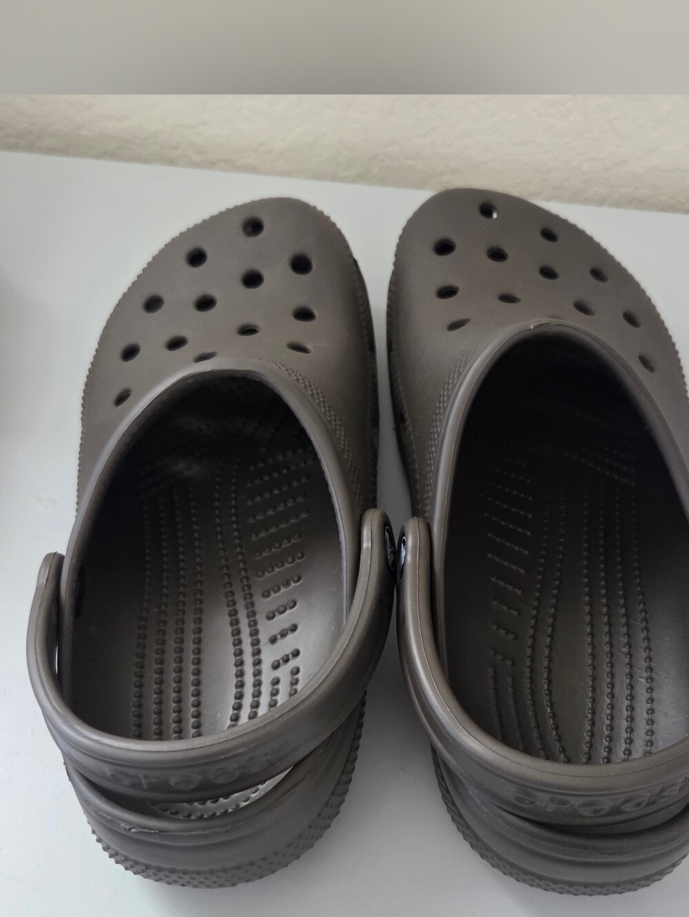 Crocs Classic Clogs Unisex M6 W8 - Picture 2 of 8